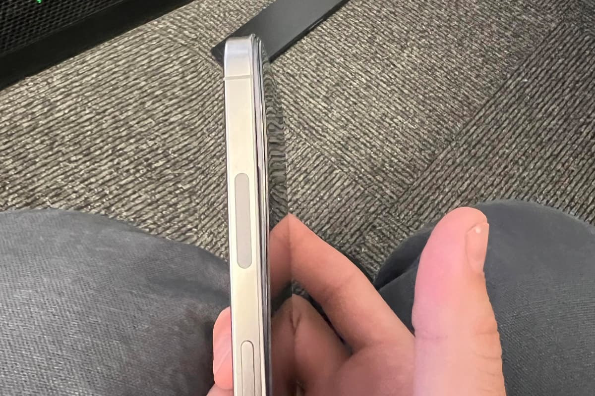 De batterij van de telefoon is opgezwollen